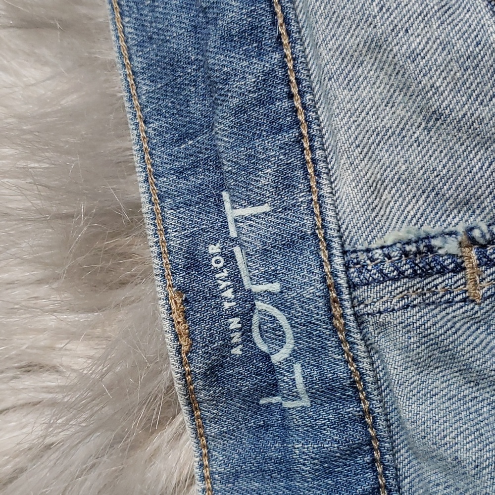 LOFT Modern Skinny Jeans size 12 P - Picture 3 of 9